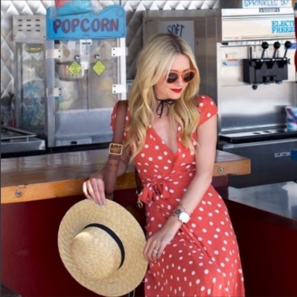 SOLD OUT!🎉HP🎉🆕Polka Dot Faux Wrap Maxi Dress - Picture 3 of 7